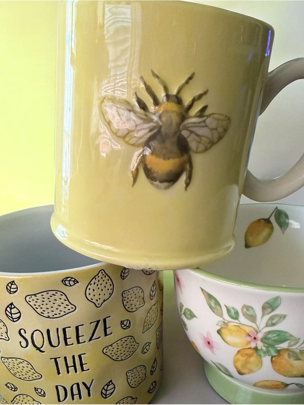 Vintage Style Yellow Bee & Lemon Coffee Mug Set ☕️ Cottage Kitchen Decor - Picture 2 of 6